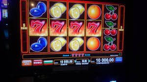 Adults only 18 plus guidance for 8999bet11 live volleyball and entertainment use